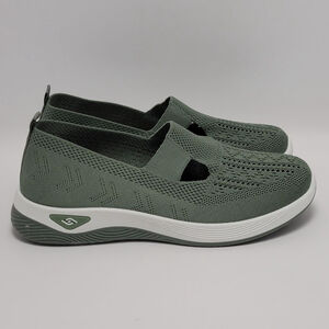 Women's Breathable Mesh Slip On Sneakers Comfortable Lightweight Walking Shoes